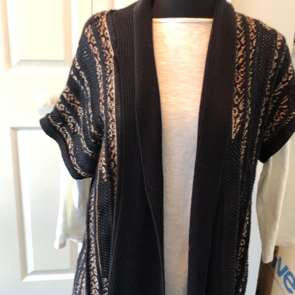 Bohemian crocheted cardigan Ruby Rd. black gold brown open front, cap-sleeve Med